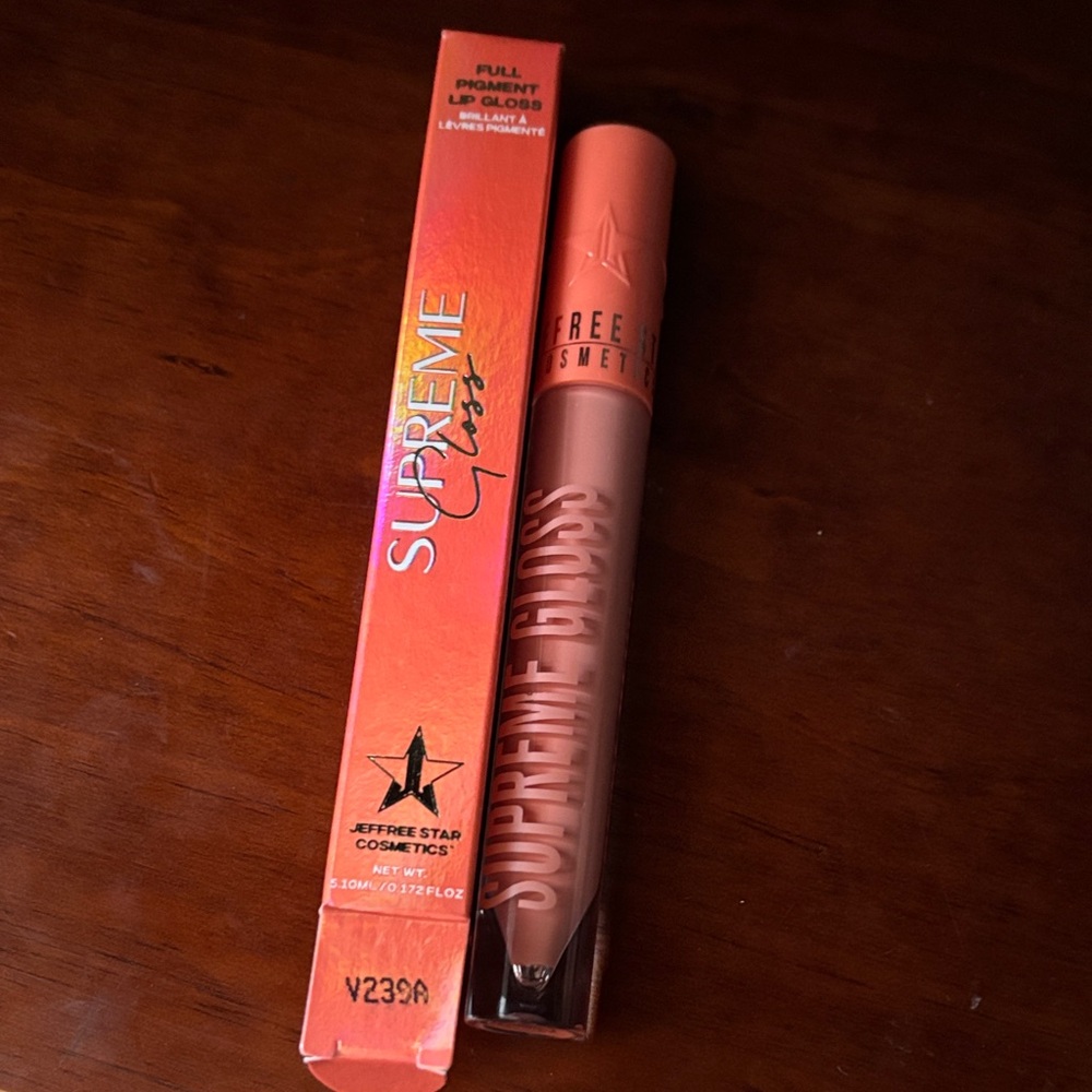 Jeffree star supreme Lip Gloss -entwined